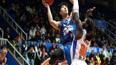 罗伯特-桑切斯坚定宣言：持之以恒，稳定表现，成就自我风华